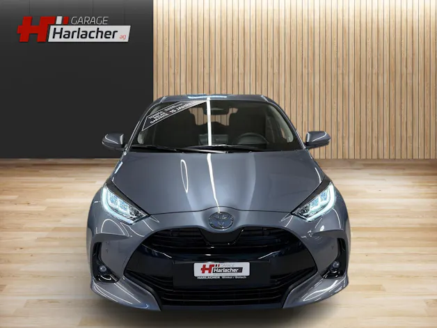 Toyota Yaris 1.5 VVT-i HSD Trend