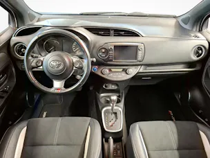 Toyota Yaris 1.5 VVT-i HSD GR-S