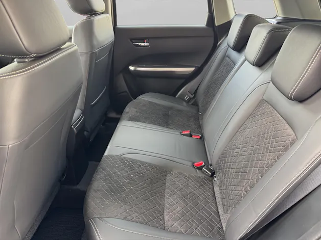 Suzuki Vitara 1.4 T Piz Sulai Top Hybrid 4x4