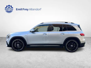 https://vehicle.imgix.net/4494582/cefbe79b-1141-42e1-97a6-7aefef1664a4.jpg