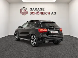 MERCEDES-BENZ GLA-Klasse X156 GLA 220 AMG Line 4m