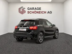 MERCEDES-BENZ GLA-Klasse X156 GLA 220 AMG Line 4m