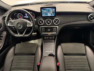 MERCEDES-BENZ GLA-Klasse X156 GLA 220 AMG Line 4m