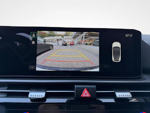 https://vehicle.imgix.net/4494609/b67d8554-a2a8-4bea-96f8-0d386a06d7f2.jpg