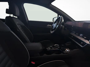 https://vehicle.imgix.net/4494651/43067d03-4d29-4a01-ae7f-7d0bee9c85c4.jpg