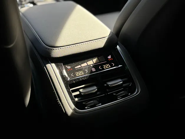 VOLVO XC90 2.0 B5 MH Black Edition AWD