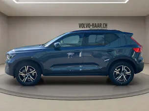 VOLVO XC40 2.0 B3 MH Plus Dark