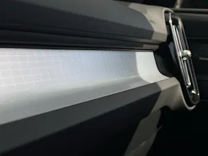 VOLVO XC40 2.0 B3 MH Plus Dark