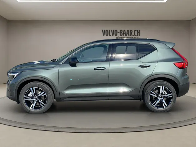 VOLVO XC40 2.0 B3 MH Plus Dark
