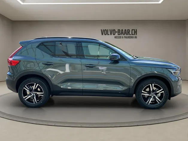 VOLVO XC40 2.0 B3 MH Plus Dark