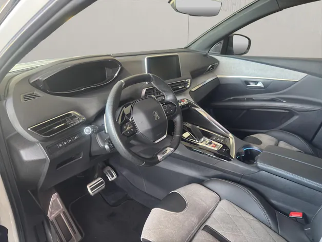 PEUGEOT 3008 1.6 Plug-in 300 PS Hybrid4 GT AWD