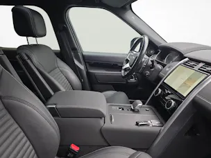 Land Rover Discovery 3.0 D I6 300 R-Dynamic SE