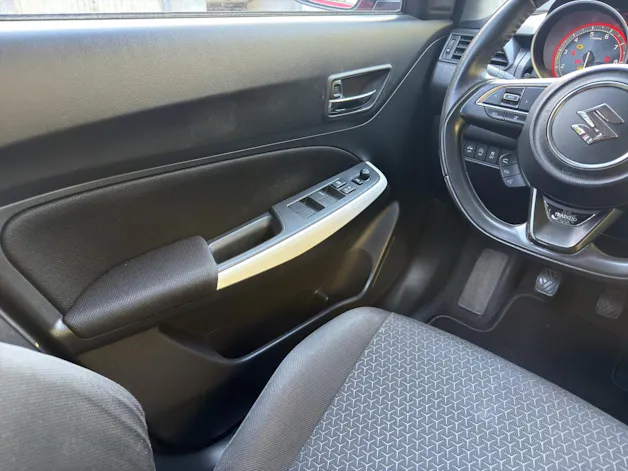 Suzuki Swift 1.2 Tradizio Top Hybrid 4x4