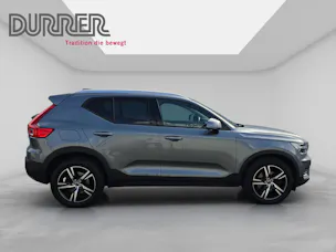VOLVO XC40 2.0 D4 Momentum AWD