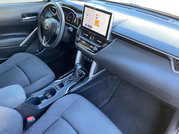 Toyota Corolla Cross 2.0 HSD Comfort AWD-i