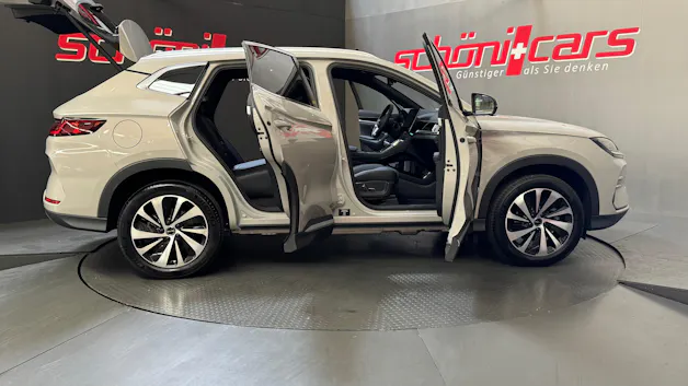 BYD Seal U DM-i Design AWD