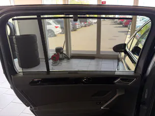 VW Touran 2.0 TDI BlueMotion Highline DSG | CH | AHK | LED | Navi | Kessy | DCC |