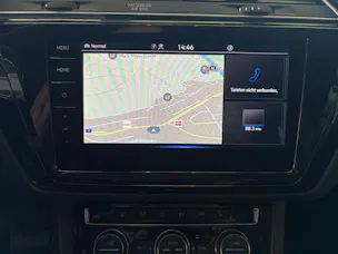 VW Touran 2.0 TDI BlueMotion Highline DSG | CH | AHK | LED | Navi | Kessy | DCC |