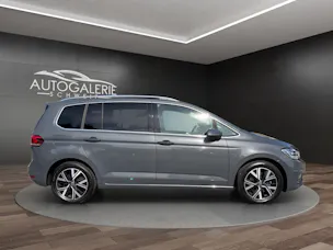 VW Touran 2.0 TDI BlueMotion Highline DSG | CH | AHK | LED | Navi | Kessy | DCC |