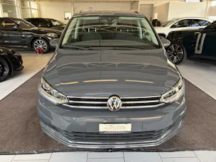 VW Touran 2.0 TDI BlueMotion Highline DSG | CH | AHK | LED | Navi | Kessy | DCC |