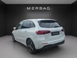 MERCEDES-BENZ B 180 d 8G-DCT
