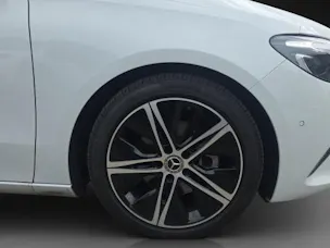 MERCEDES-BENZ B 180 d 8G-DCT