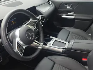 MERCEDES-BENZ B 180 d 8G-DCT