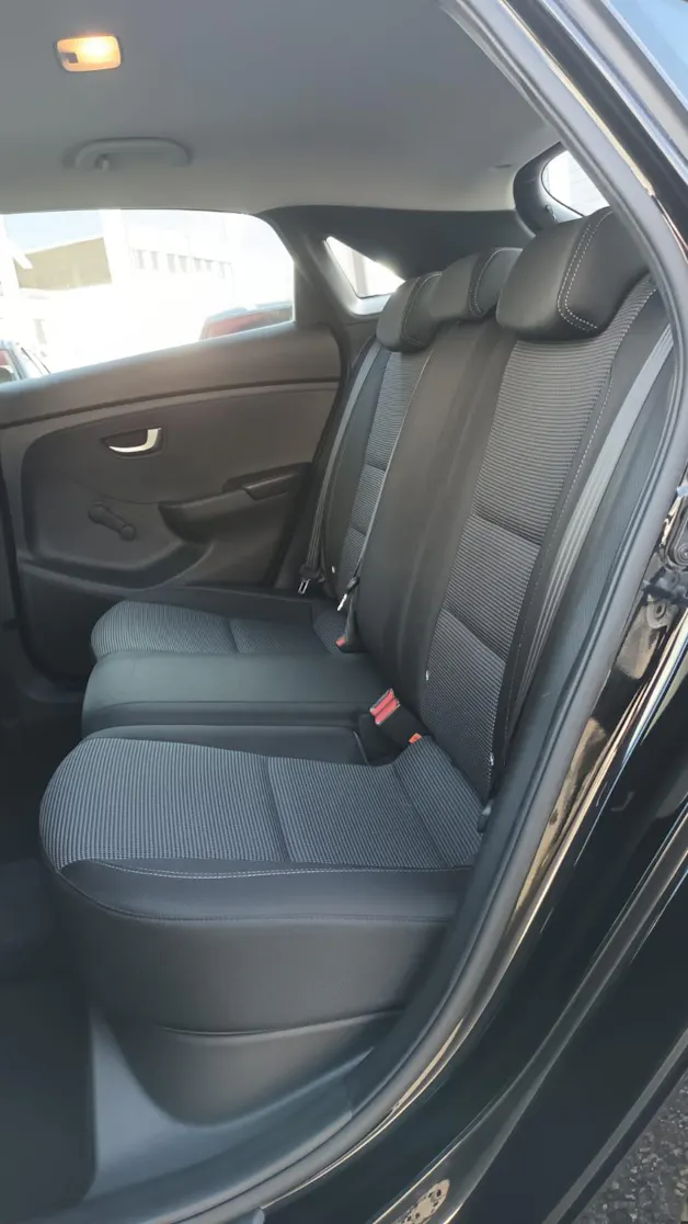HYUNDAI i30 1.6 GDi Pica