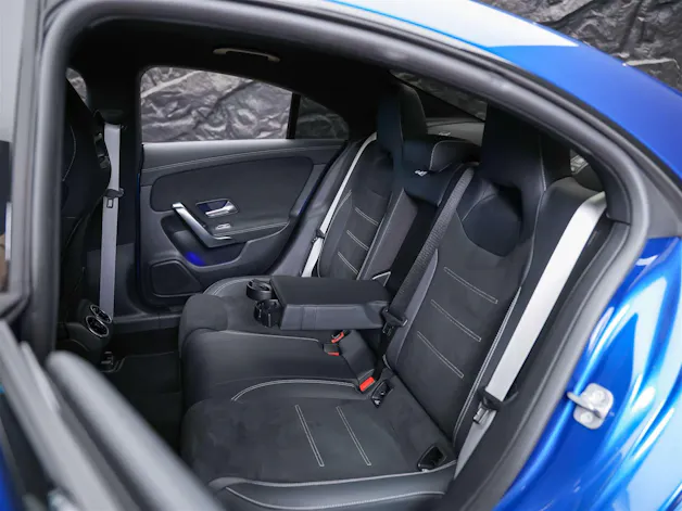 MERCEDES-BENZ CLA 200 d AMG Line