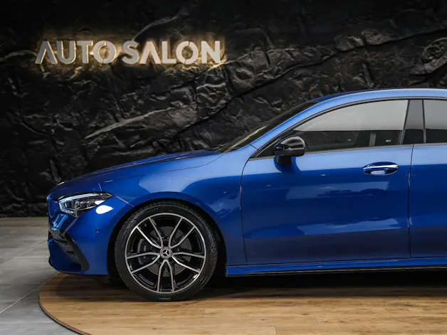 MERCEDES-BENZ CLA 200 d AMG Line