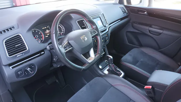 SEAT Alhambra 1.4 TSI DSG Hola FR