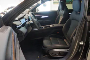 Lynk & Co 08 1.5 PHEV More