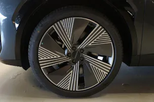 Lynk & Co 08 1.5 PHEV More