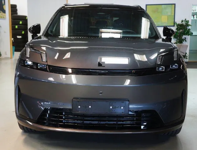 Lynk & Co 08 1.5 PHEV More