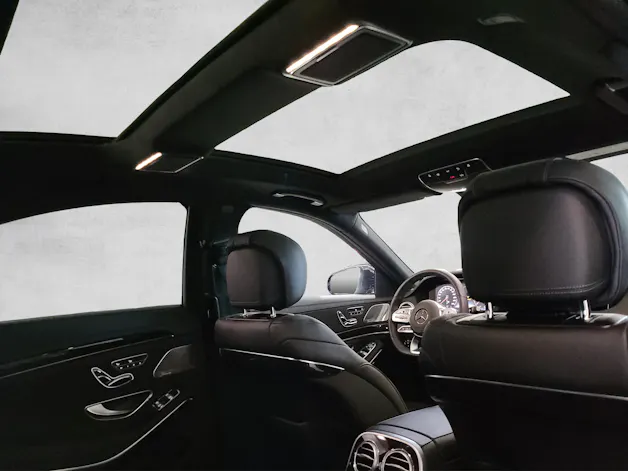 MERCEDES-BENZ S 560 V8 AMG Line 4matic