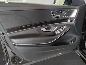 MERCEDES-BENZ S 560 V8 AMG Line 4matic