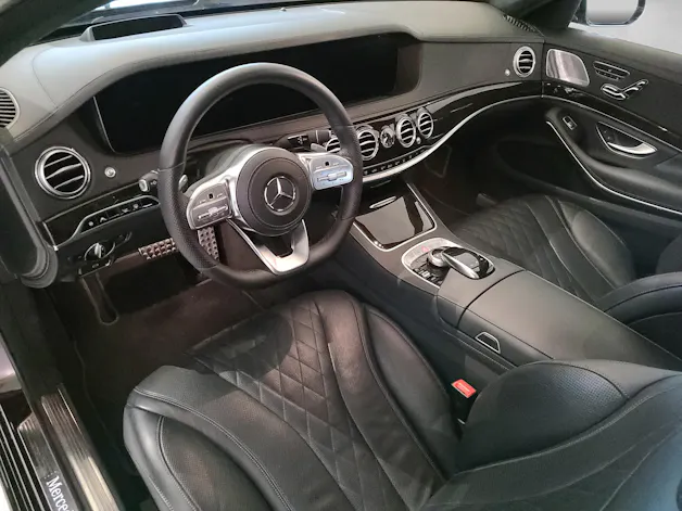 MERCEDES-BENZ S 560 V8 AMG Line 4matic