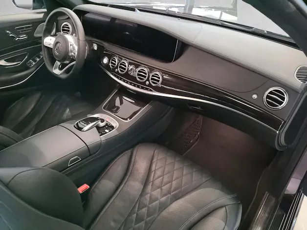 MERCEDES-BENZ S 560 V8 AMG Line 4matic