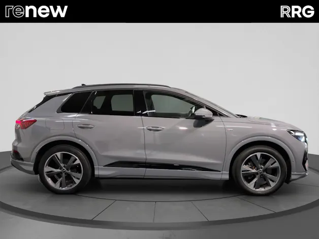 AUDI Q4 e-tron 45 quattro