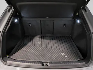 AUDI Q4 e-tron 45 quattro