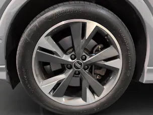 AUDI Q4 e-tron 45 quattro
