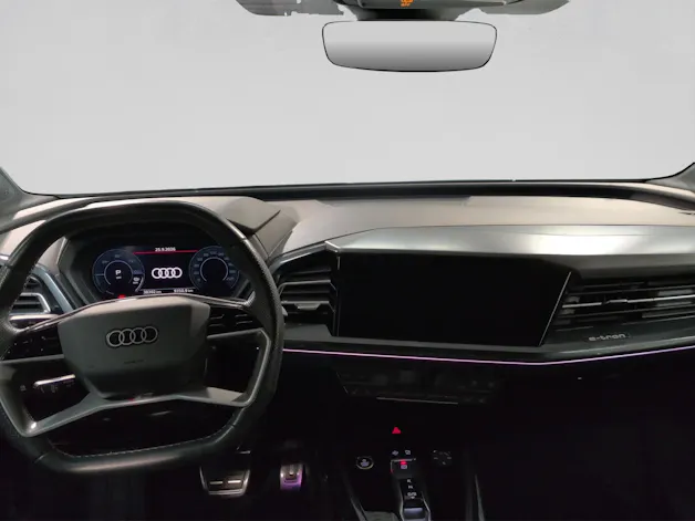 AUDI Q4 e-tron 45 quattro
