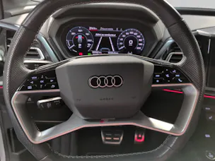 AUDI Q4 e-tron 45 quattro