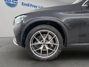 MERCEDES-BENZ GLC-Klasse C253 Coupé GLC 300 e AMG Line 4m
