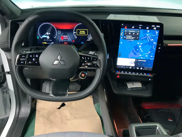 Mitsubishi Eclipse Cross Intense