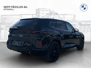 BMW XM Label Red