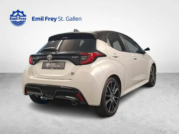 Toyota Yaris 1.5 VVT-i HSD GR Sport