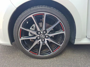 image du véhicule TOYOTA Yaris 1.5 VVT-i HSD GR Sport