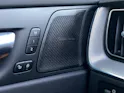 VOLVO XC60 2.0 B4 MH R-Design AWD
