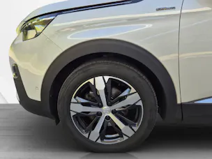 PEUGEOT 5008 1.5 BlueHDi GT Line 7-Plätzer
